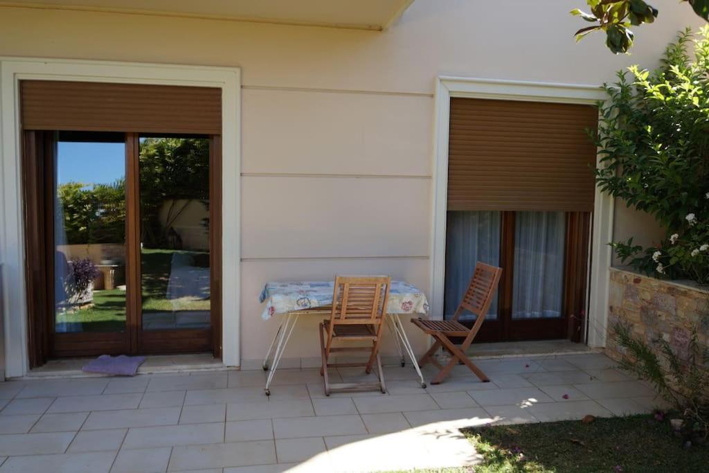 Apartment With A Garden, Bbq, Swimming Pool And Jacuzzi Dhráfi Exterior foto